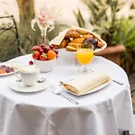 Santo Stefano Hotel