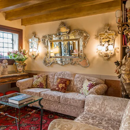 Santo Stefano 3* Venedik