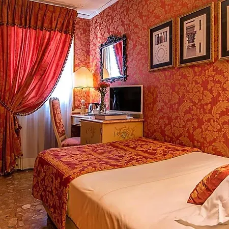 Hotel Santo Stefano
