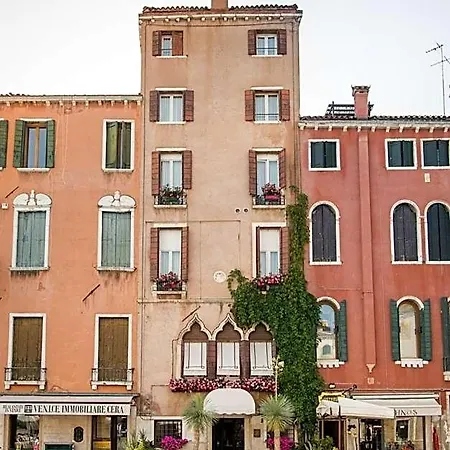 Santo Stefano 3* Venecia