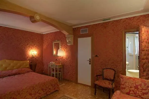 Santo Stefano Hotel
