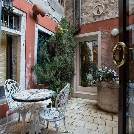 Hotell Santo Stefano 3*