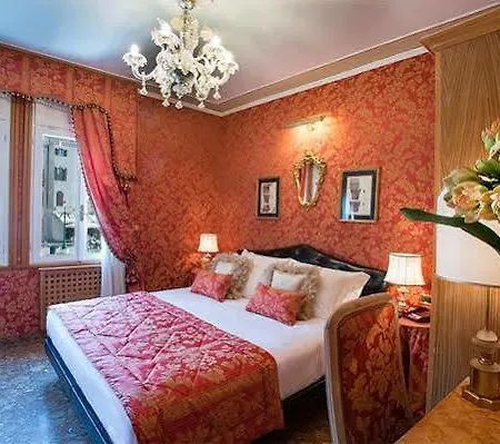 Santo Stefano 3* Venedig